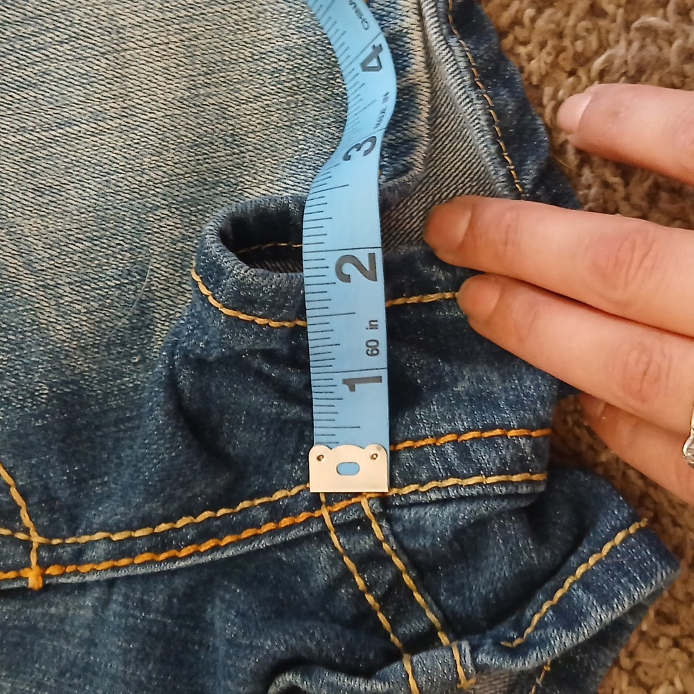 Zana Di Women's Jweled Denim Shorts - Picture 12 of 13
